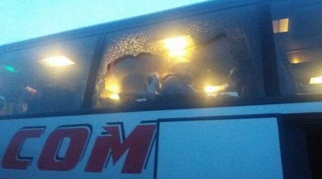 Sulmohet autobusi me kosovarë në Serbi