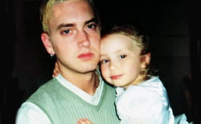 Ja si duket pas 15 vitesh vajza e Eminem (FOTO)