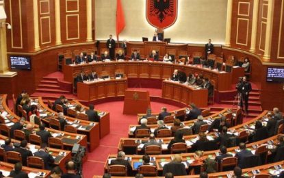 Komisionet e vettingut, të hënën kontrolli i 164 kandidatëve