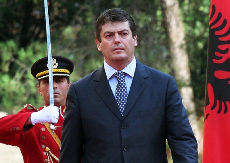 Bamir Topi: E vërteta e lidhjeve të mia me biznesmenin nga Durrësi të akuzuar për prostitucion