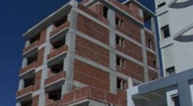 Ndërron jetë 8-vjeçarja që ra nga kati i 6-të