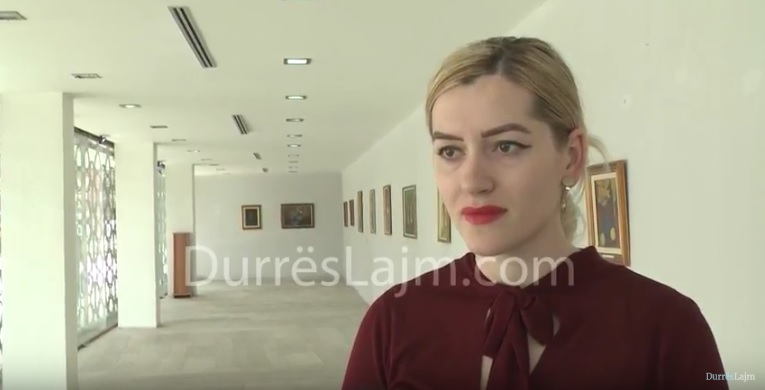 Durrës, femra në Realizmin Socialist në këtë prag 8 Marsi (VIDEO)