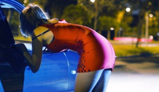 Prostitutat rumune martohen me shqiptarët për 4 000 euro