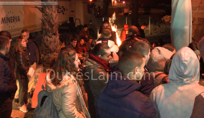 Sherri për një vajzë, deputeti i PD-së: Ja kush i rrahu protestuesit në Durrës