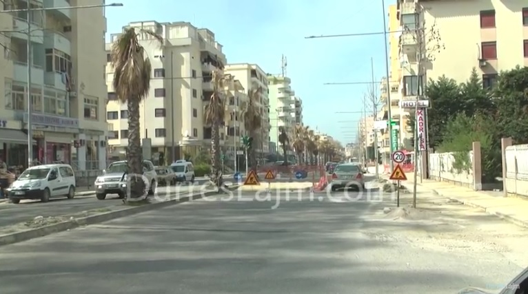 Kush po i bën qytetarët durrsakë të ikin nga qyteti i lindjes…? (FOTO)