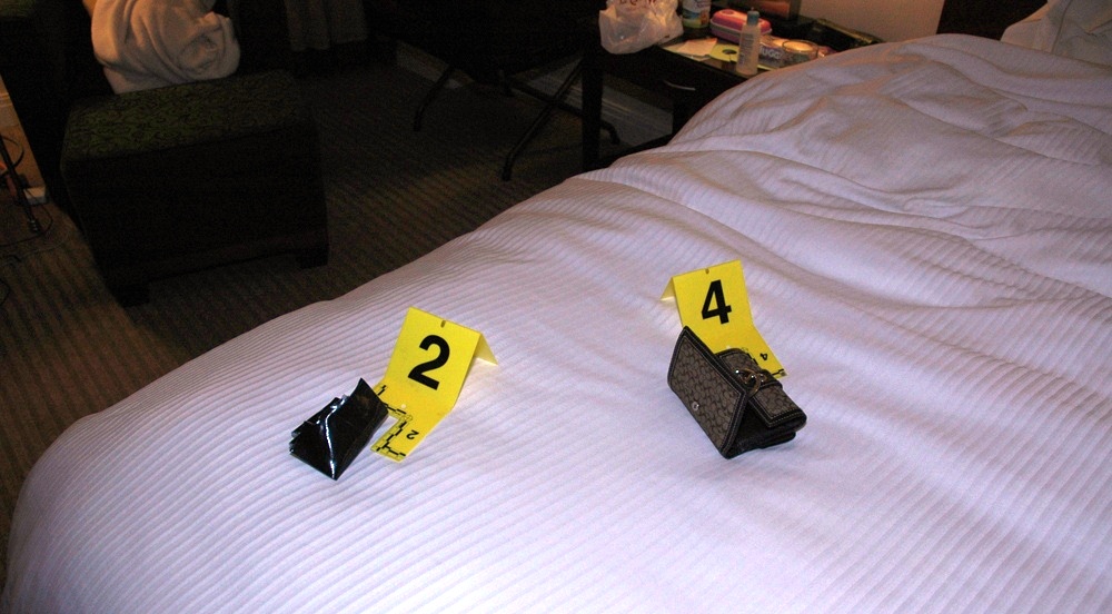 Gruaja e vdekur, lidhur këmbë e duar. Dëshmitarët: Si i pamë autorët