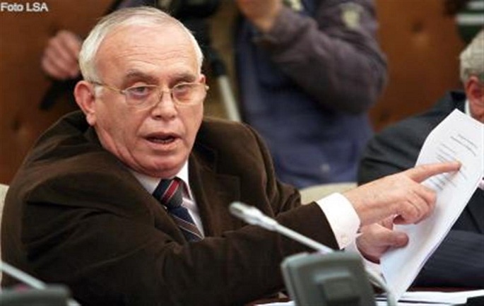 Spartak Braho hedh ‘bombën’: Një bankë në Shqipëri po pastron para!