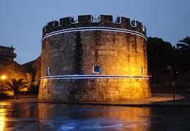 Protesta/ Durrsakët ftohen ta kalojnë natën e nesërme tek Torra Veneciane