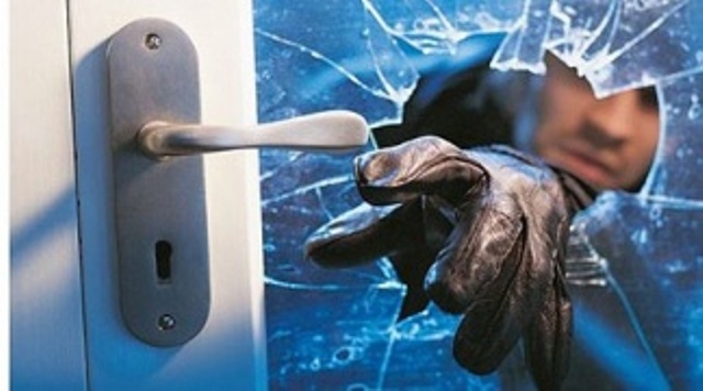 Zbulohet hajduti i lokaleve dhe një parukerie në Durrës