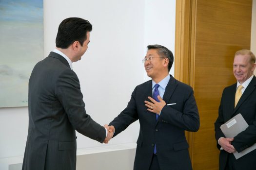 Ambasadori i SHBA: Zgjedhjet pa PD mund të konsiderohen legjitime