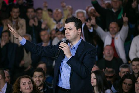 Basha paralajmëron Ramën: Hiq dorë nga kërcënimet ose …