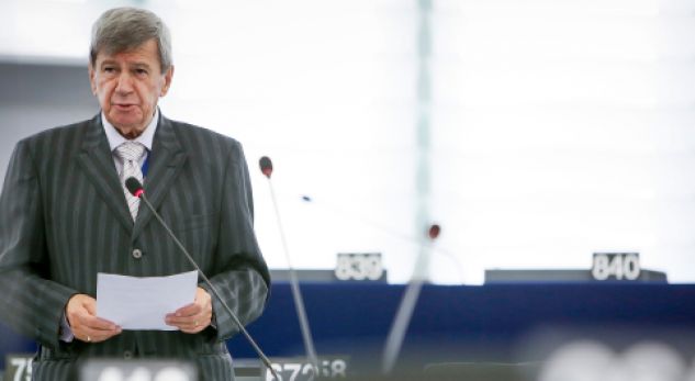 Kukan: Shqipëria e Maqedonia në krizë serioze politike