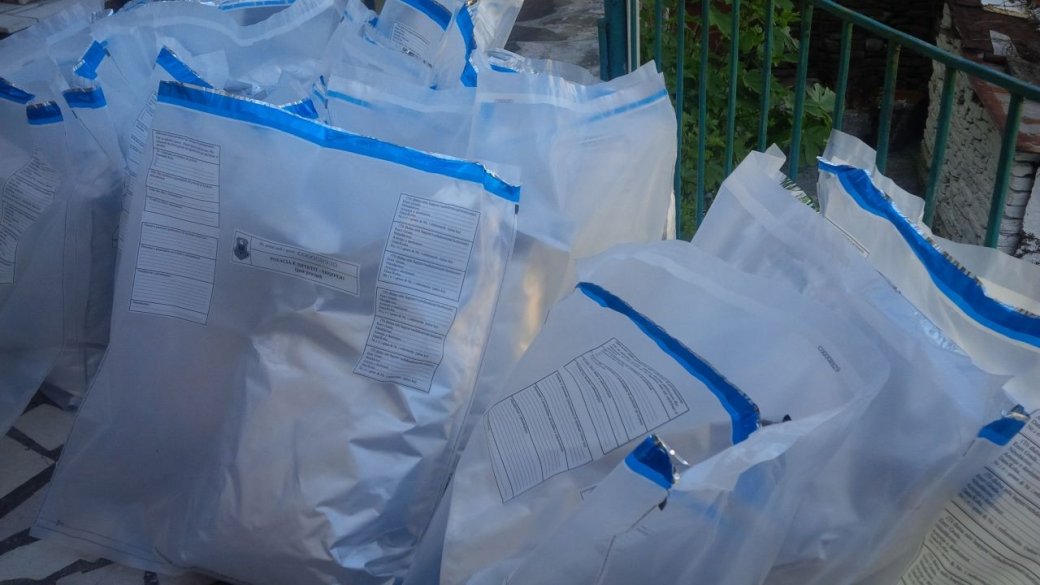 Ia la shtëpinë për ruajtje, kushëriri ia mbush me drogë