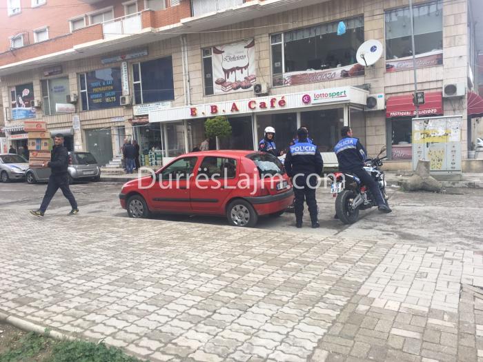 Durrës, vret gjyshen me armë dhe më pas veten (FOTO)