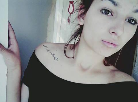 Rrëfehet nëna e gjimnazistes së zhdukur: Kam frikë se mund ta trafikojnë