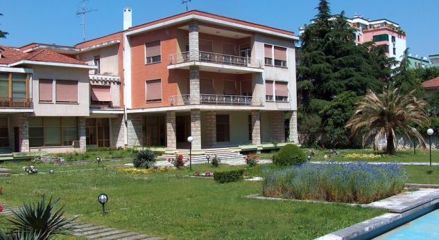 “Rama i kthen vilën në Bllok Nexhmije Hoxhës të festojë 11 prillin”