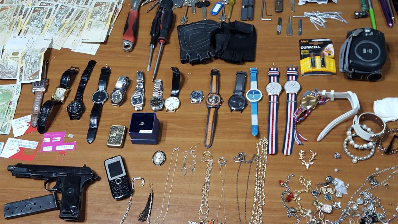 Bënë kërdinë në shtëpitë e durrsakëve, si u zbulua banda e të ‘tmerrshmëve’ (VIDEO+FOTO)