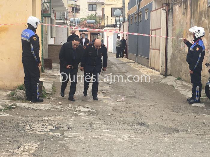 Nipi ishte në depresion, e vrau gjyshen me breshëri plumbash