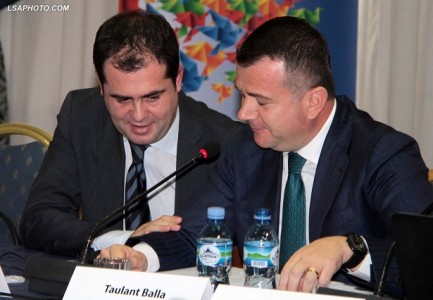 Kriza politike/ Taulant Balla takon Oerd Bylykbashin