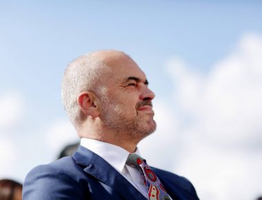 ‘Bëji një nder Shqipërisë, vetëvritu’, Rama reagon menjëherë