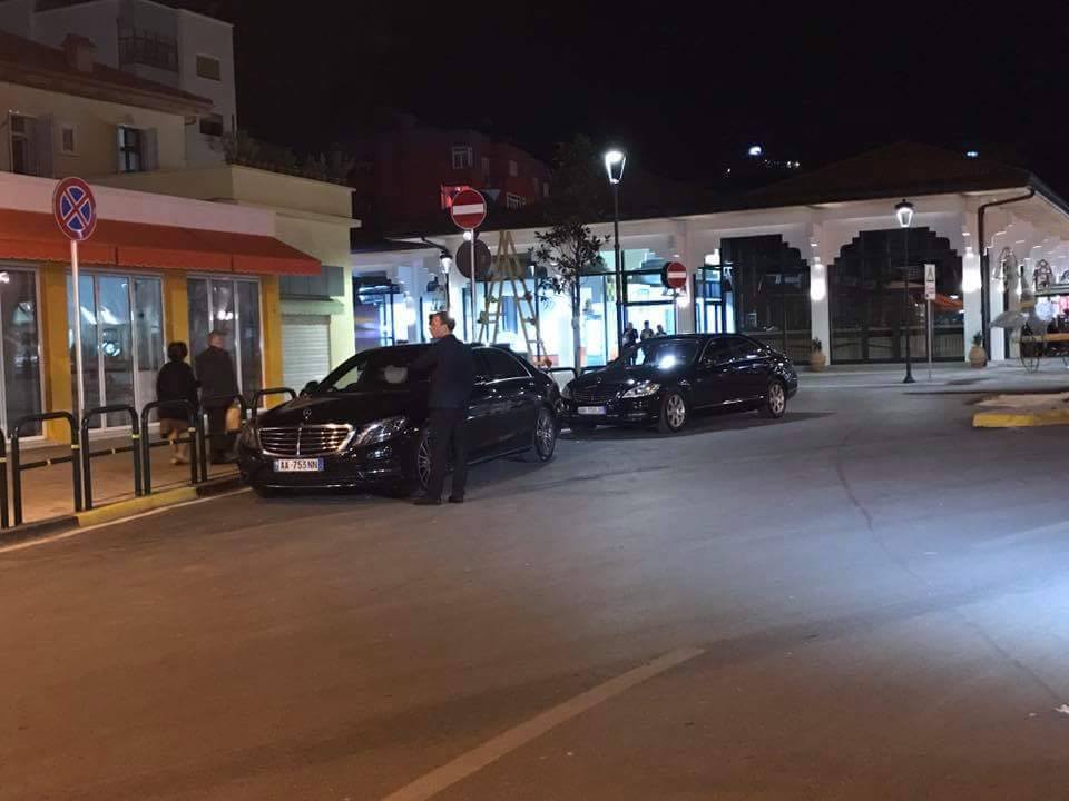 Pas 4 orësh, Rama dhe Meta dalin “të ndarë” pas darkës