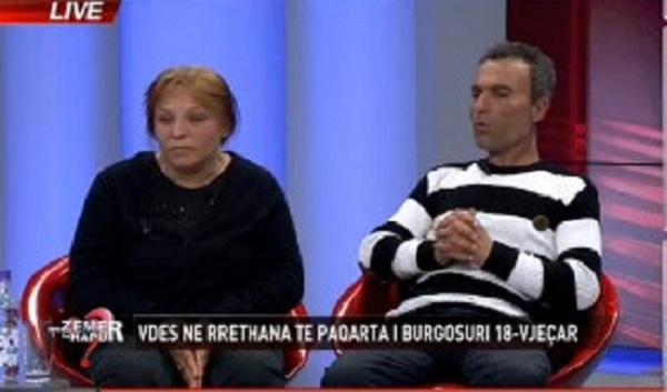 Vrasje apo vetëhelmim/ Familjarët e 18-vjeçarit: E vërteta e vdekjes së djalit në burg
