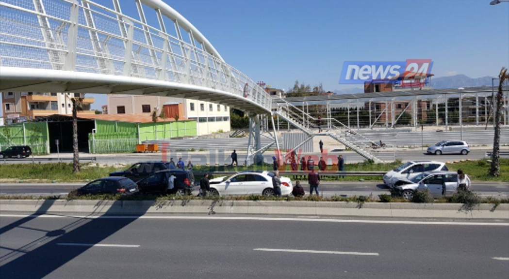 LAJM I FUNDIT/ Aksident i pesëfishtë në autostradën Tiranë-Durrës, bllokohet qarkullimi