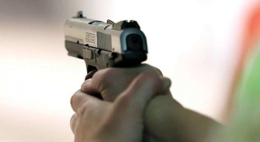 LAJM  I FUNDIT/ Plagoset me pistoletë i riu në Shijak