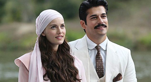 Aktorët e njohur të serialeve turke vendosin për dasmën (FOTO)