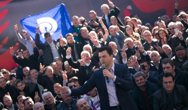 Basha: Një kryetari partie i ofruan 500 mijë euro të hyjë në zgjidhje