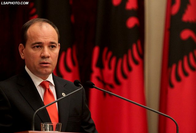 Bujar Nishani: Ja pse Ilir Meta mund të jetë president …..