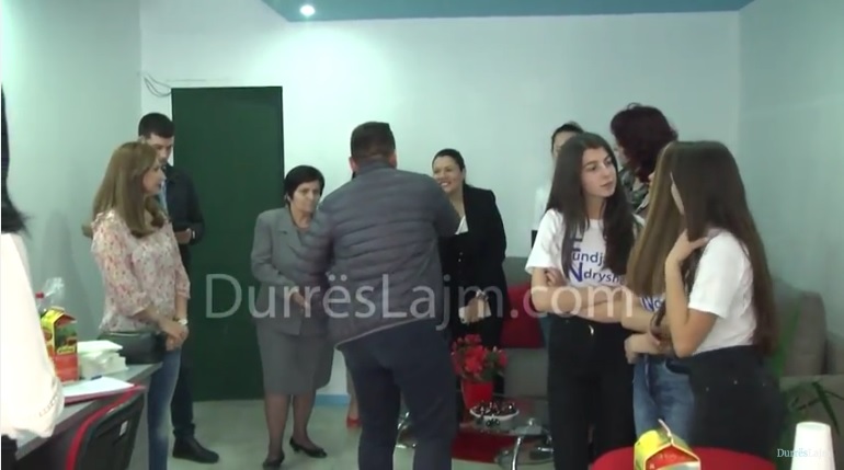 &#8220;Fundjavë ndryshe&#8221;, një apel për biznesmenët dhe qytetarët durrsakë (VIDEO)