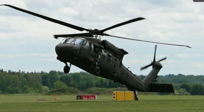 Rrëzohet helikopteri me 12 persona në bord