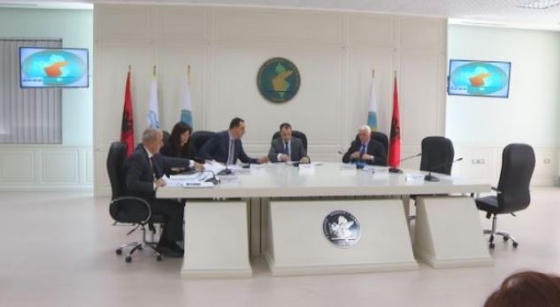 Vetëm 45 parti janë regjistruar për zgjedhjet e qershorit