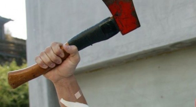 E plagosi me sëpatë, ja përse konfliktoheshin prej vitesh dy shijaksit