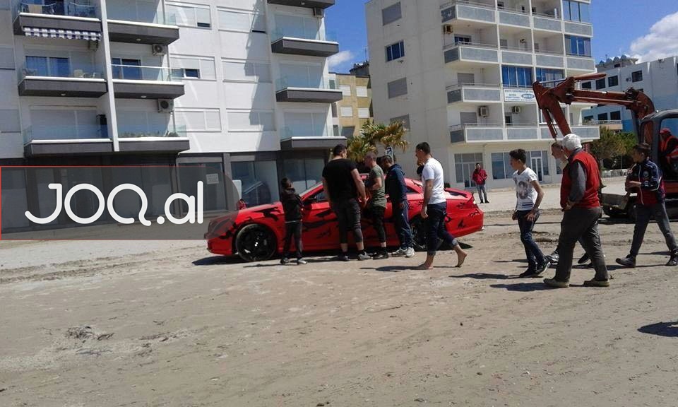 &#8220;Trimat&#8221; duan të hapen me CLS në Durrës, por përfundojnë kështu&#8230; (FOTO)