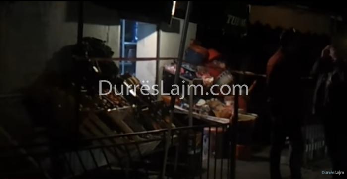 Detajet e reja/ Çfarë ndodhi brenda marketit në Durrës, që u shndërrua në skenë krimi