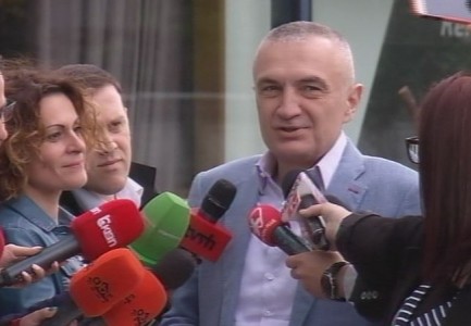 Tryeza e Metës për krizën, Rama nuk do jetë prezent. Basha i pavendosur