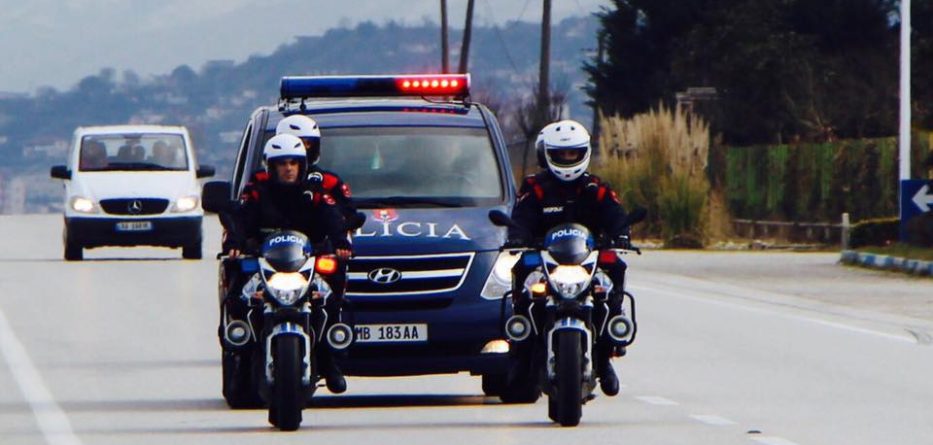 Arrestohen 3 persona, u kapën me një kilogram heroinë