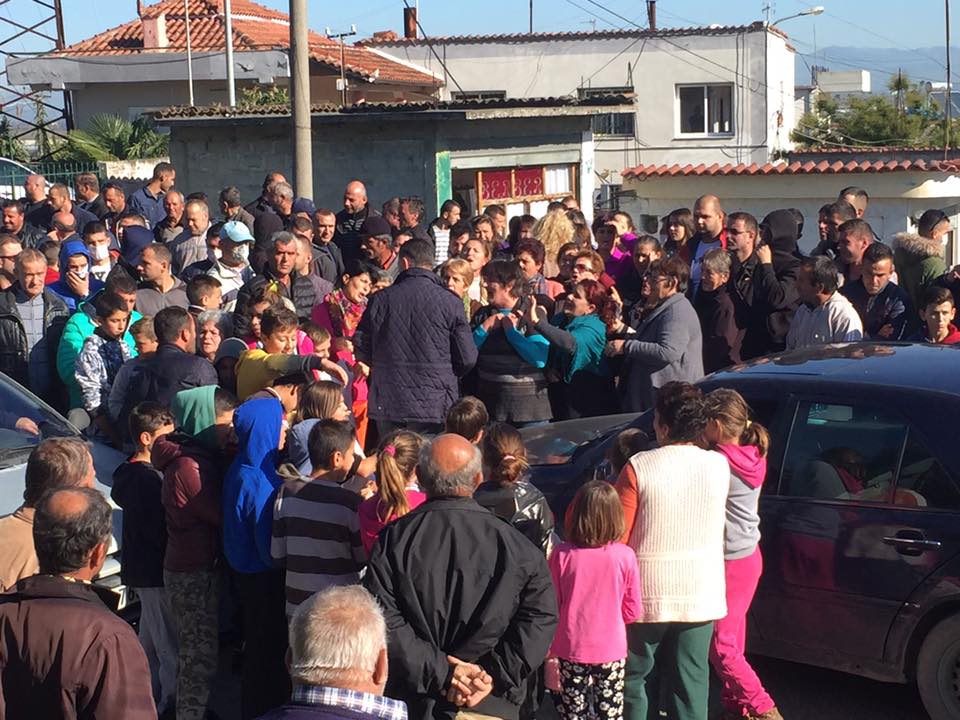 EMRAT/ Nisin procedimet e para për zyrtarët e PD-së në protestë