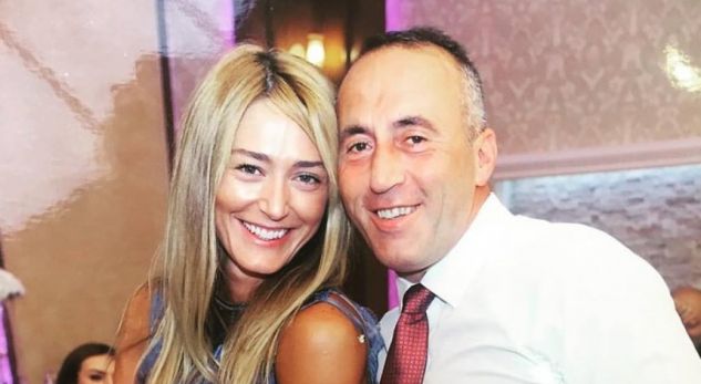 Nishani i jep nënshtetësinë shqiptare çiftit Haradinaj