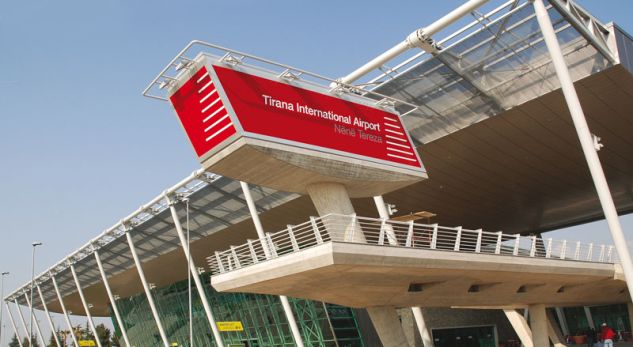 56-vjeçari humb jetën nga një atak kardiak në aeroportin e Rinasit