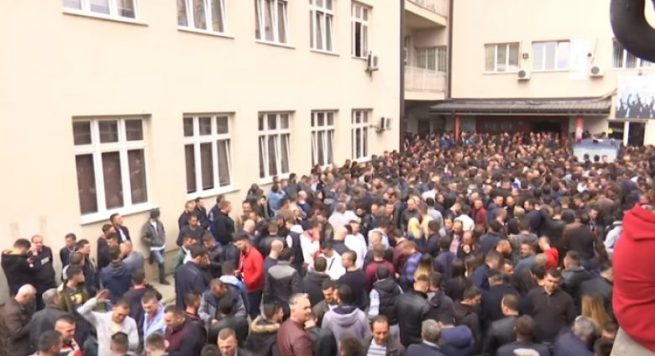 Ndodh në Kosovë, 5 mijë njerëz në garë për 70 vende si gardian burgu