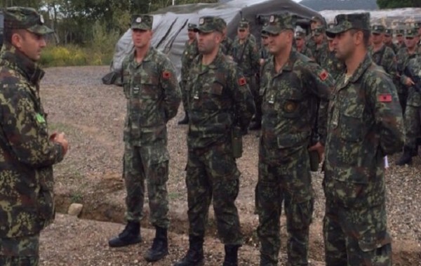 Mobilizohet ushtria, gati për të luftuar kanabisin