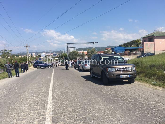 LAJM I FUNDIT/ Policia e Durrësit: 12 të shoqëruar për vrasjen e dyfishtë