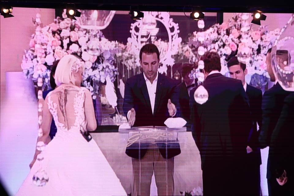 Veliaj celebron martesën e çiftit që u njoh në “Big Brother”, familjet kundër