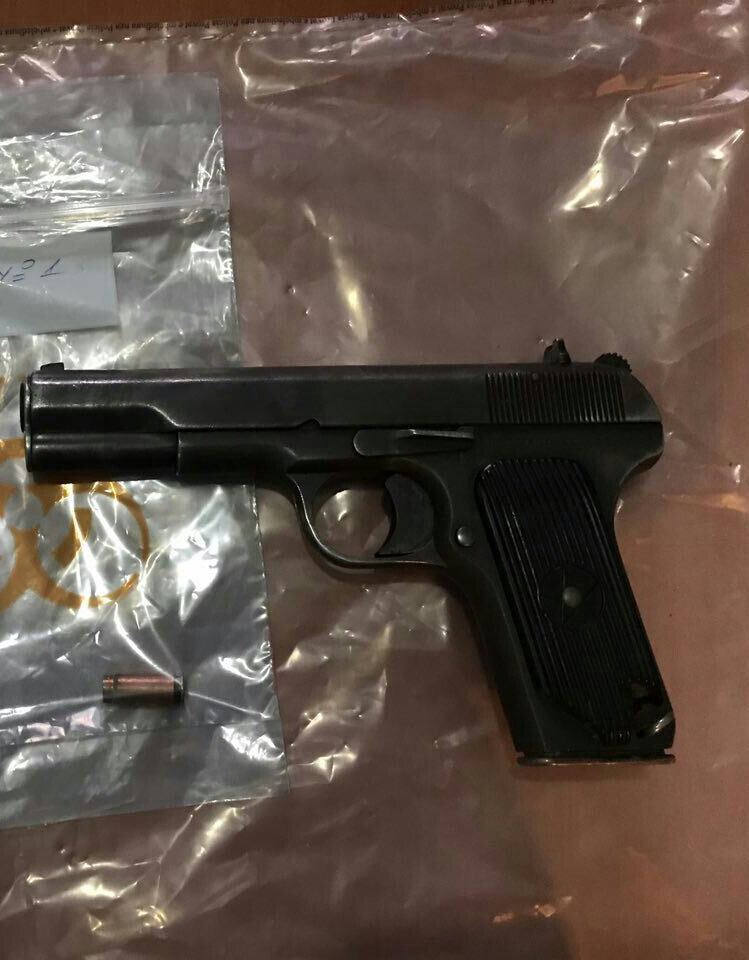 LAJM I FUNDIT/ Plagosja e dyfishtë në lokal, arrestohet autori