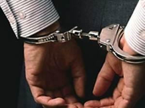 Dhunon gruan me mjete të forta, arrestohet bashkëshorti