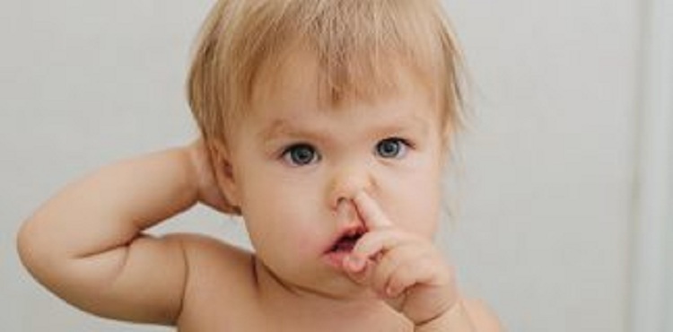 A e dini se të hani sekrecionet e hundës është e shëndetshme?