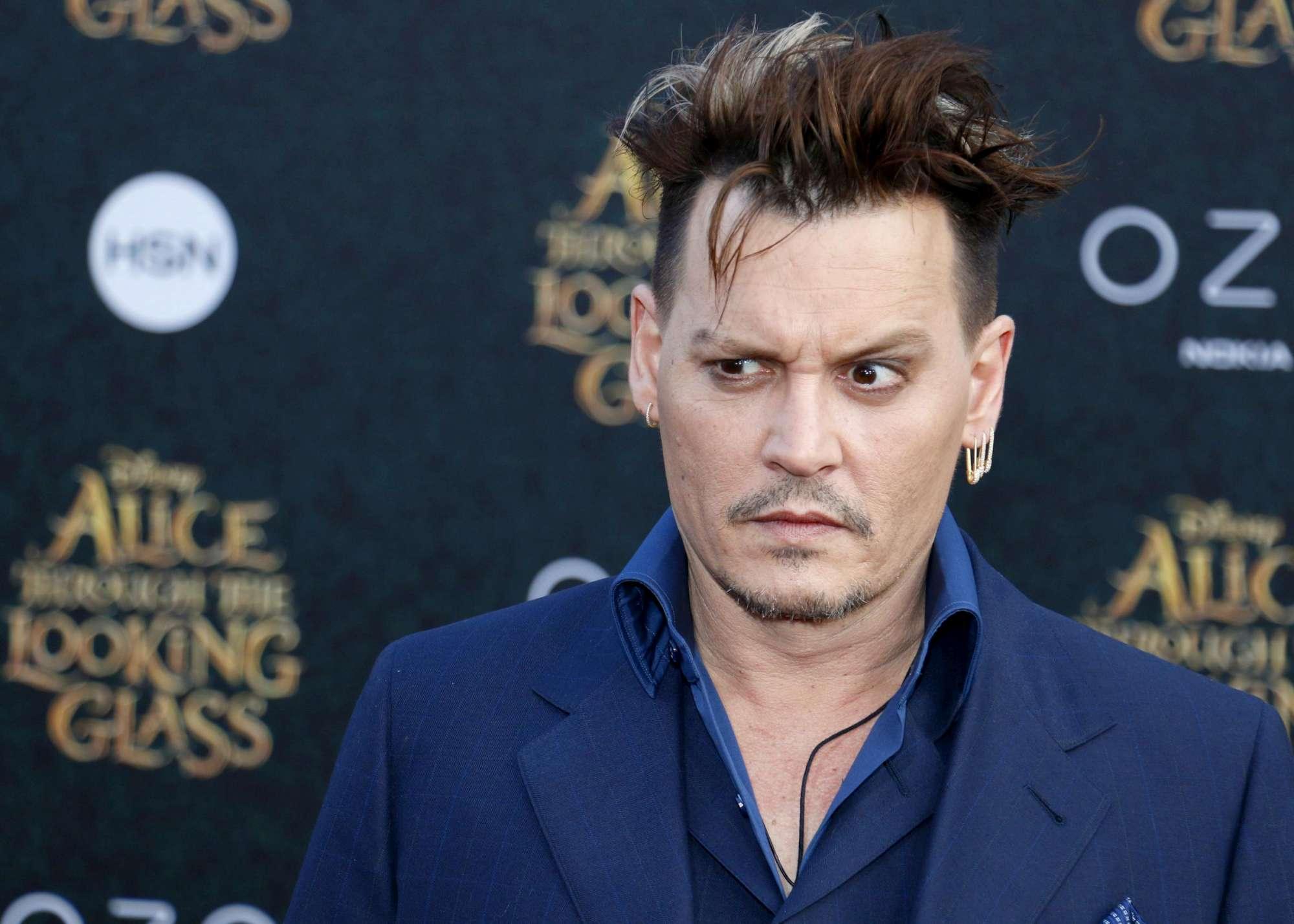 Johnny Depp i “sëmurë nga luksi”